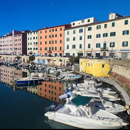 Via Pellettier 12 Livorno