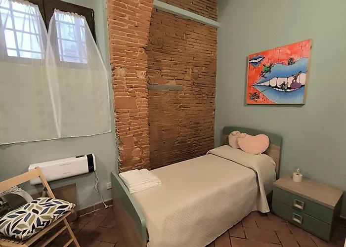 Via Pellettier 12 * Livorno